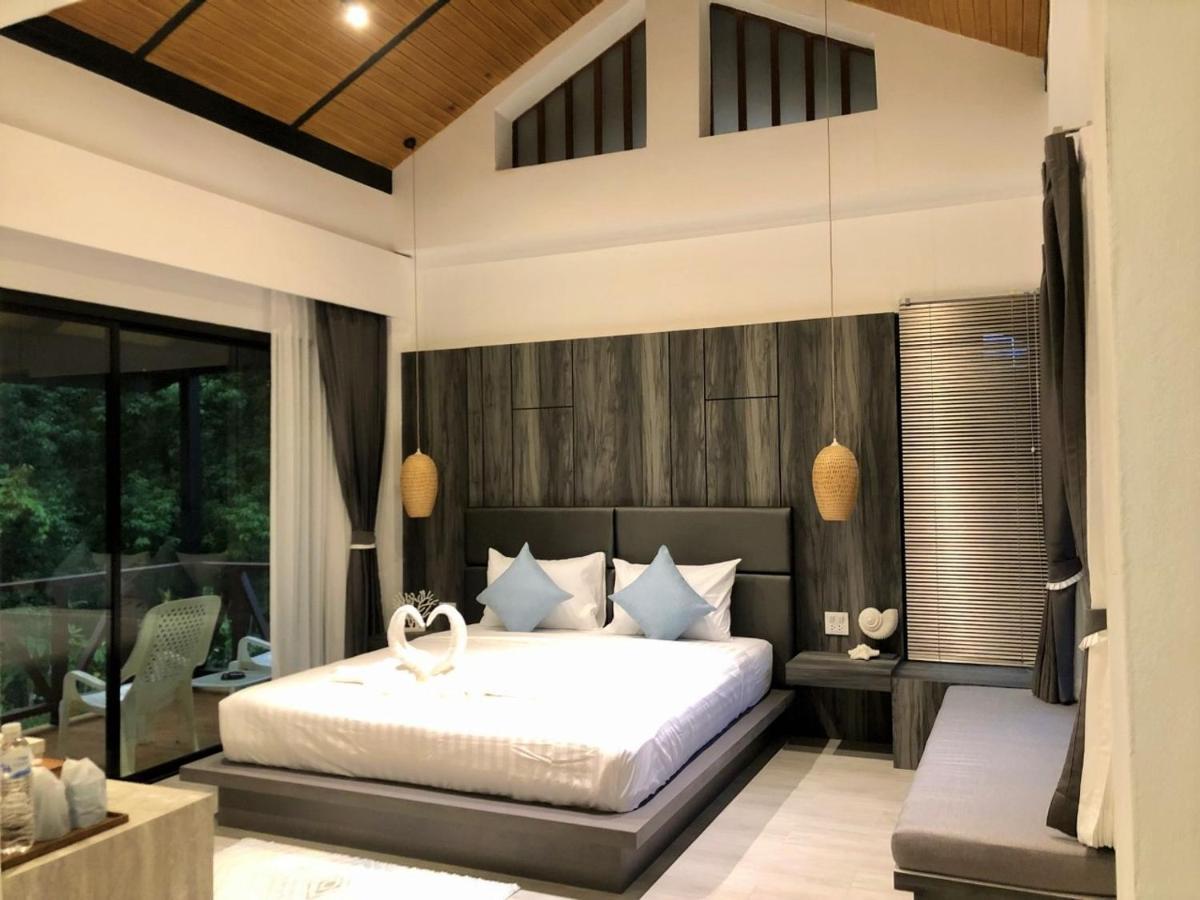 The Mantra Navi Hotel Ko Lanta Kültér fotó