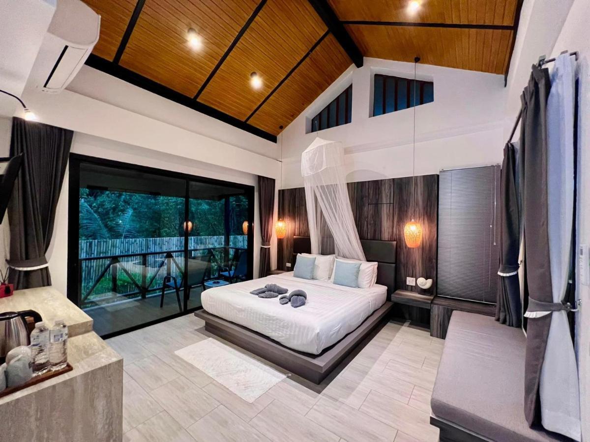 The Mantra Navi Hotel Ko Lanta Kültér fotó