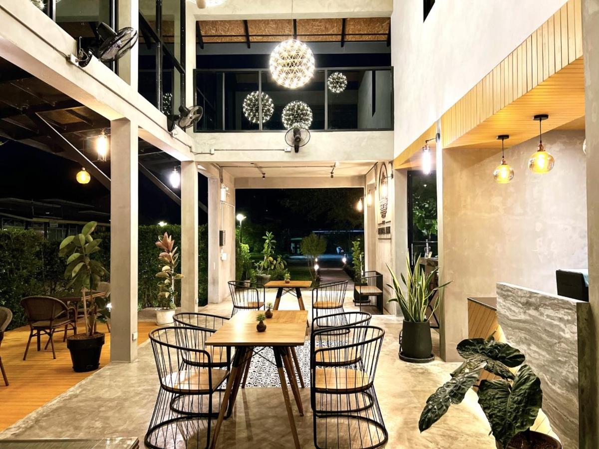 The Mantra Navi Hotel Ko Lanta Kültér fotó