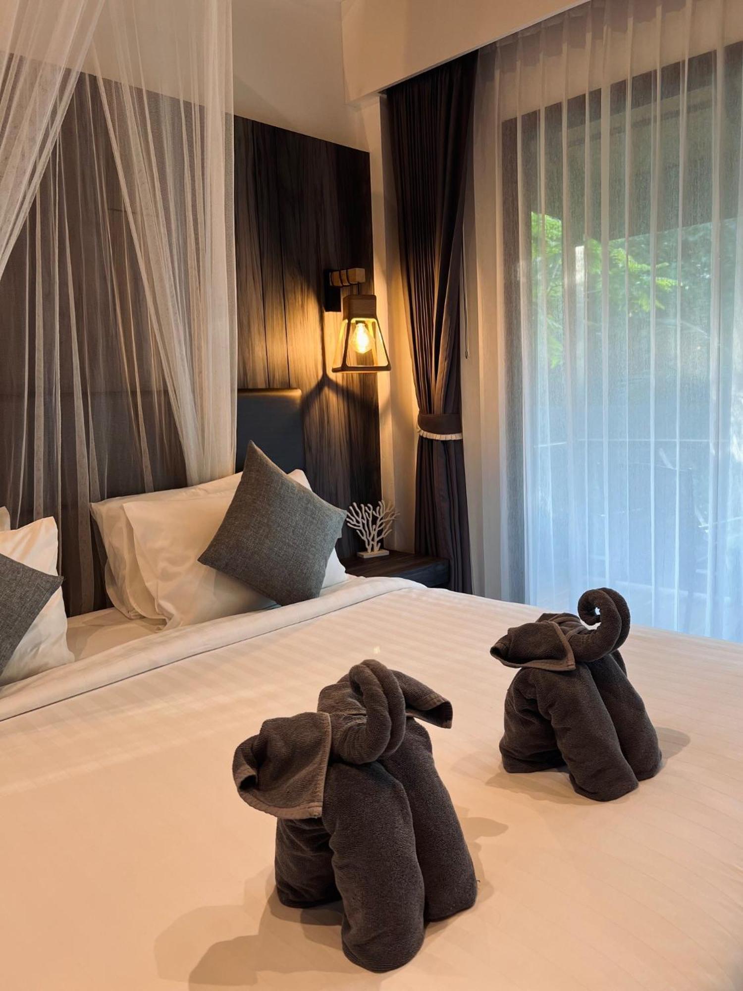 The Mantra Navi Hotel Ko Lanta Kültér fotó